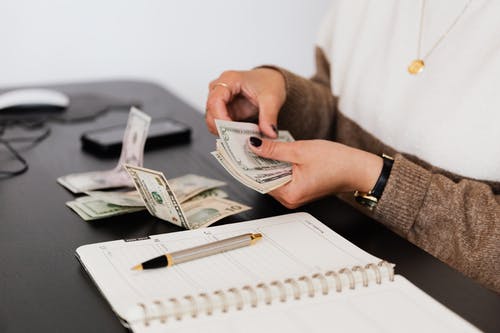 Quel est le rôle du notaire lors d&rsquo;une vente en viager ?